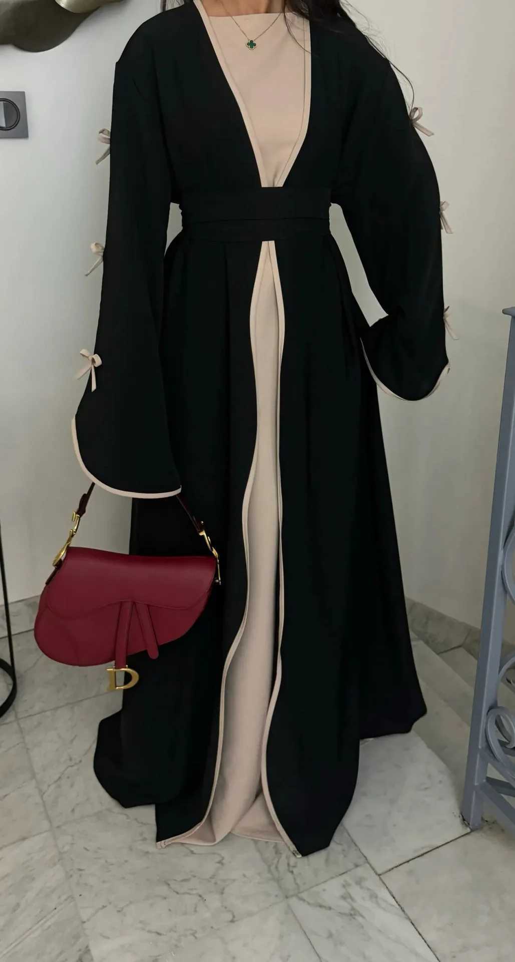 New Muslim Women Middle East Style Burgundy Islamic Abaya Bow Embellished Slves Belted Waist for Modest Fashion in UAE Dubai X2505141