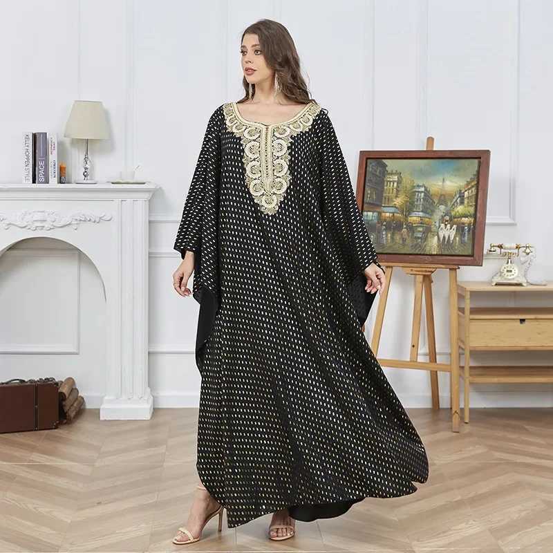 2025 Women Elegant Dress Dubai Party Outfits Long Slve Rhinestones Muslim Women Robe High-grade Comfort Fabric Abaya Clothes X250514