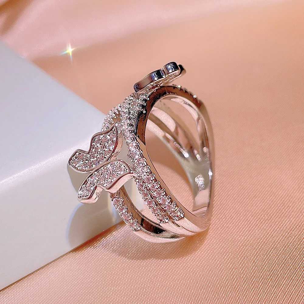 Exquisite 925 Silver Plated Two Butterfly Crystal Rings for Women Rhinestone Rings Wedding Party Jewelry Gifts Wedding RingXJ250514