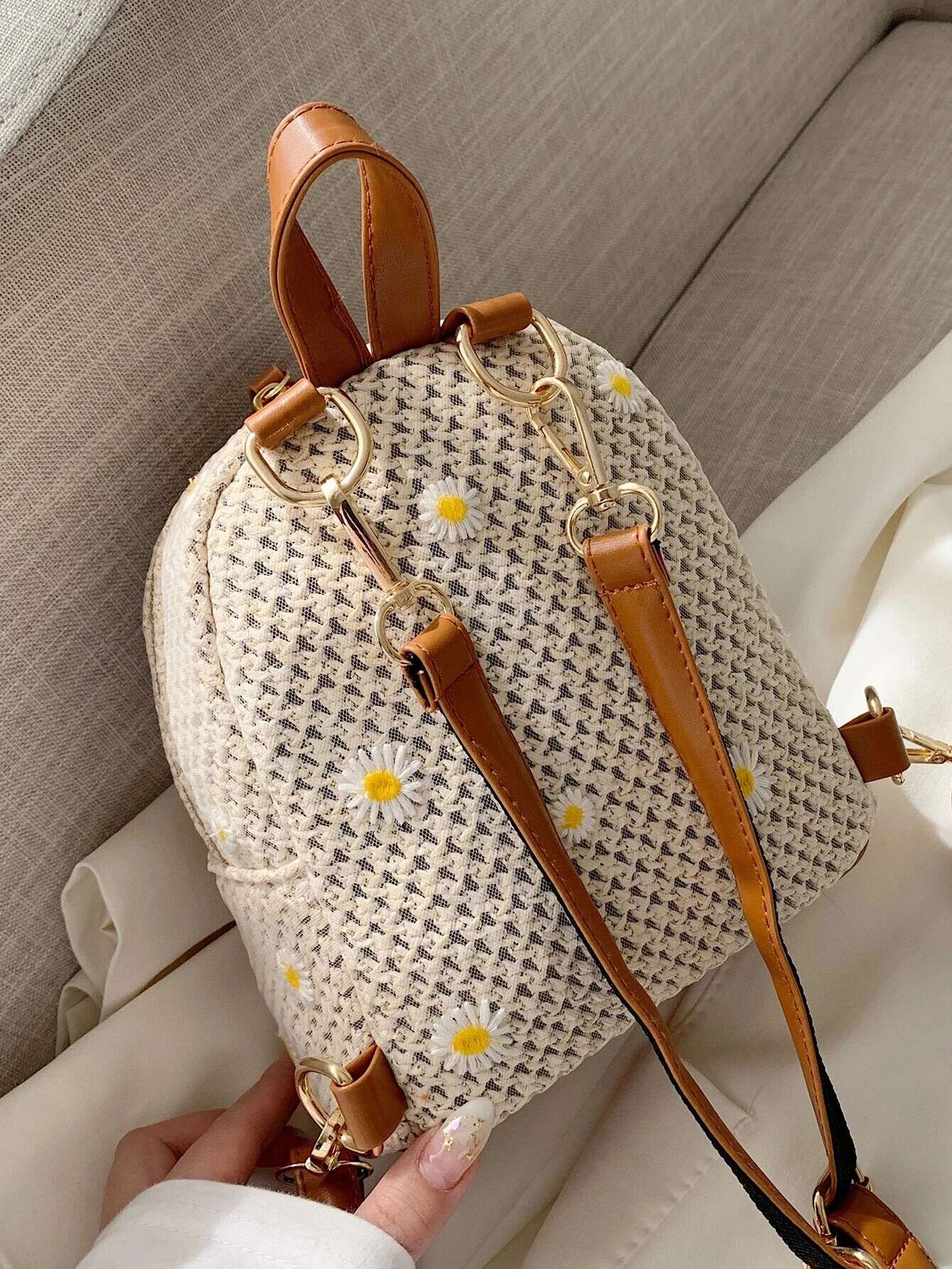 2025 new bag mini floral embroidery bag summer beach travel vacation fashion designer woven small backpack new trend fashion backpack commuting bag wo