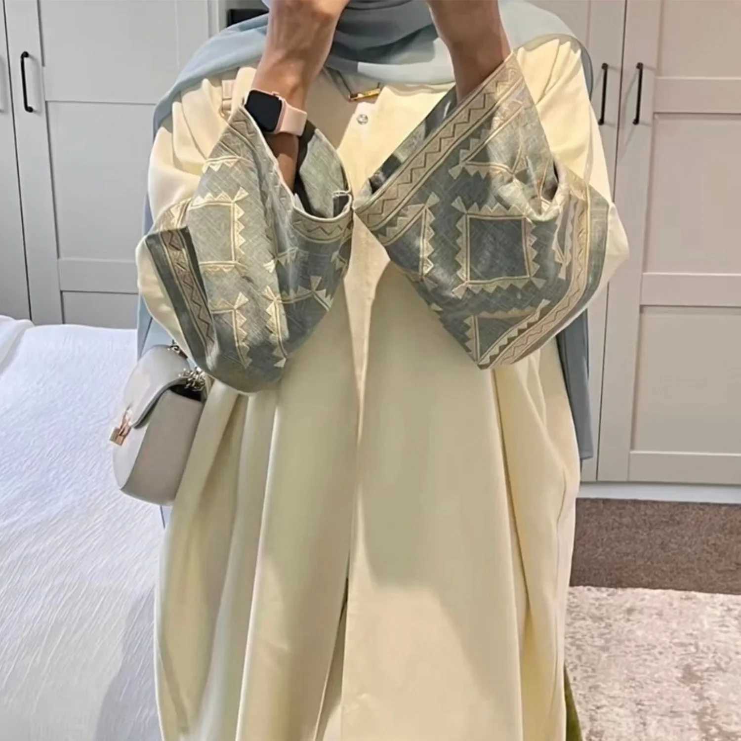 Ramadan Eid Embroidered Open Kimono Abaya Dubai Luxury Muslim Abayas For Women Kaftan Dress Islam Clothing Robe Femme Ka X250514