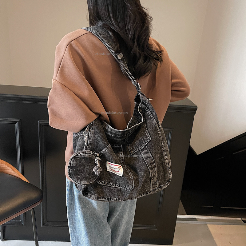 Free Shipping Designer Bag Women's Large Capacity Denim Bag New Fashionable Commuting Handbag Casual Multifunctional Crossbody Bag Shopping Bag