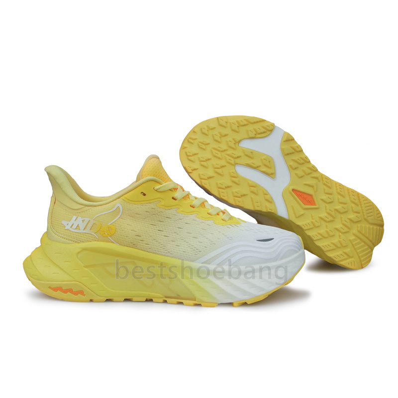 Free Shipping Trainers Whale Leaping Pro Running Shoes For Men Women Sneakers Fashion Black White Yellow Green Sea Salt Platform Luxury Mens Mesh Outd