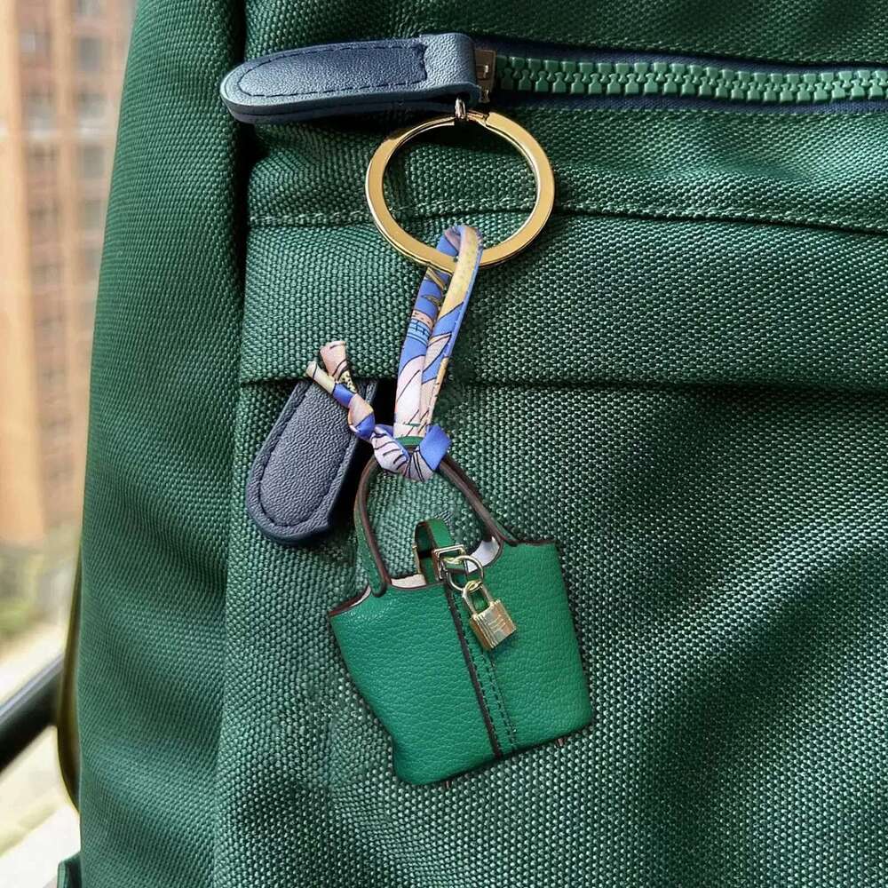 Mini Cute Basket High-grade Leather Car Keychain Pendant Creative Bluetooth Earphone Bag Small items Handbag