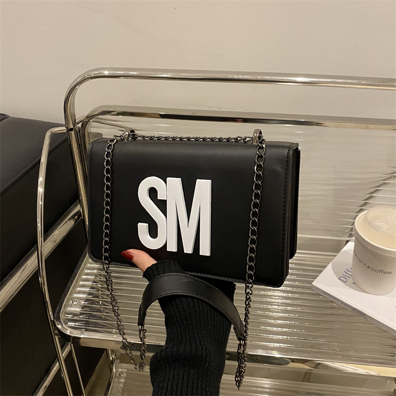 Trendy And Versatile With Texture Small Square Casual Light Luxury Bag Luxury Crossbody New Free Delivery Designer Bag Bag Wide Shoulder Strap Letter 