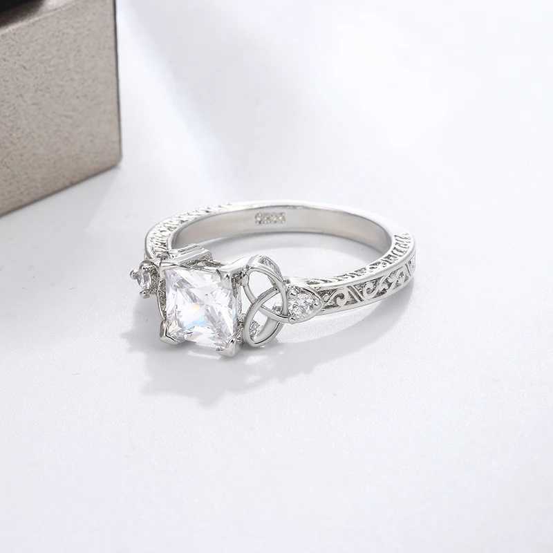 New Ring for Women Classic Shiny AAA Zircon Ring Stylish 925 Silver Plated Jewelry Anniversary Gift Engagement JewelryXJ250514