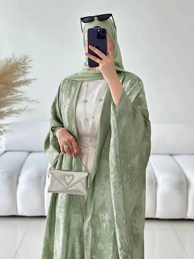 Ramadan Eid Shiny Batwing Satin Open Kimono Abaya Dubai Luxury 2024 Muslim Abayas For Women Kaftan Dress Islamic Clothing Femme X250514