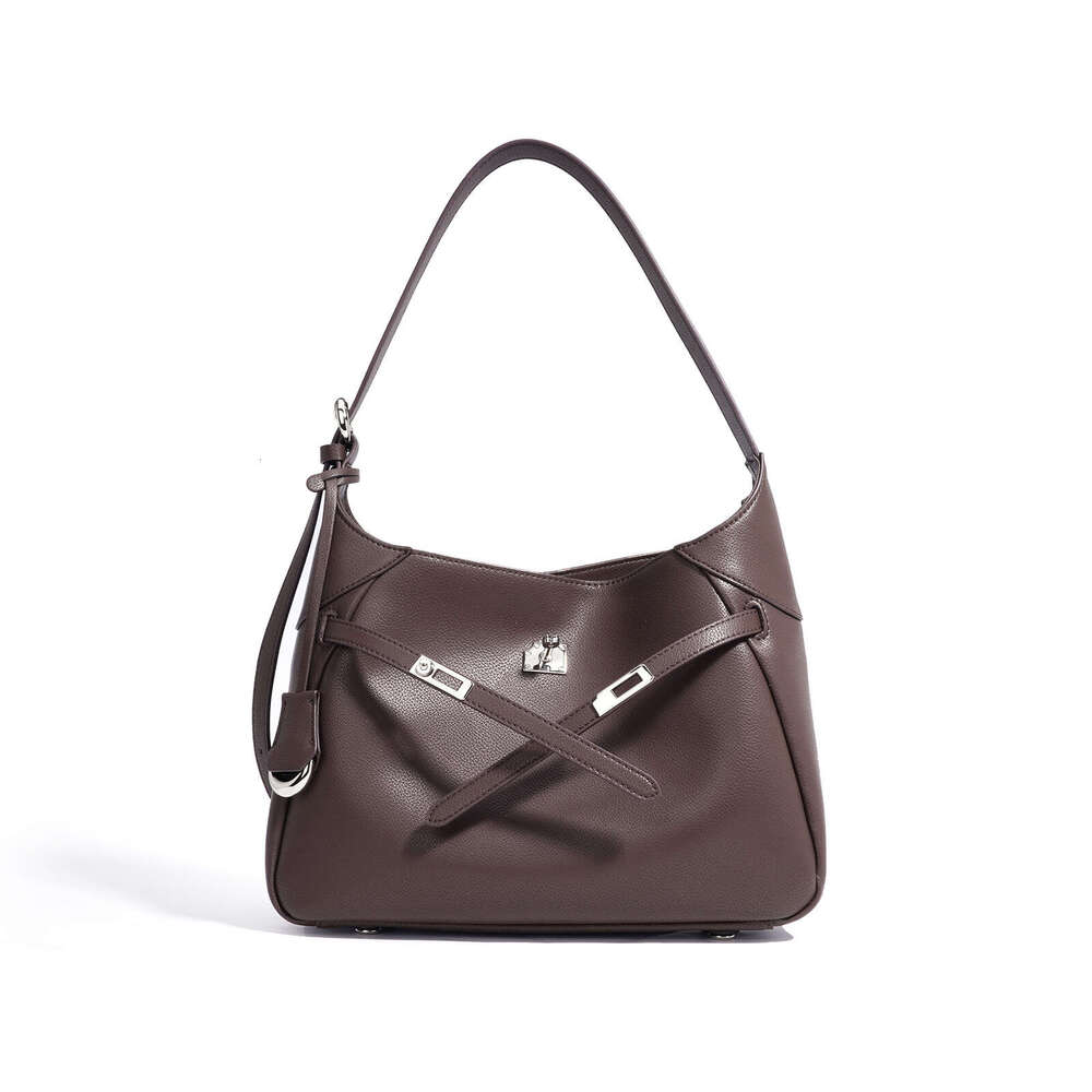 2025 Autumn And Winter New Single Shoulder Crossbody Leather Niche Design High-End Fashion Simple Women's Armpit Bag