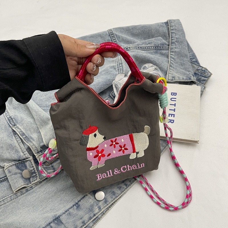 New free embroidery express bag, new exquisite trendy bag, student designer casual mini handbag, multifunctional shopping phone bag