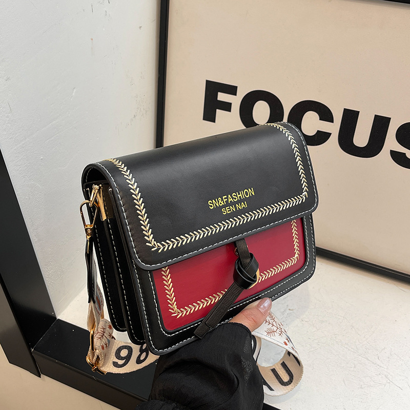 Free Delivery Designer Bag 2025 Wide Strap Simple And Fashionable New Texture Women's Stylish Single Shoulder Multi Compartment Small Fresh Cross