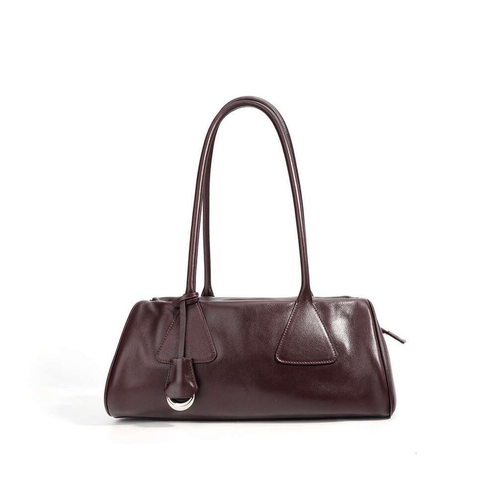 Single Shoulder Armpit Baguette For Women 2025 New High-End Triangle Bag Hand-Held Crossbody Bowling Bag