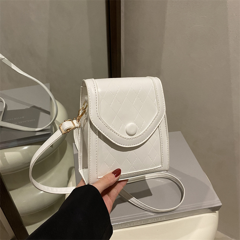This Year's Popular Fashion Mobile Phone For Women In The Spring Summer Seasons Of 2025 Are Luxury Bag New Niche New Free Delivery Designer Bag S