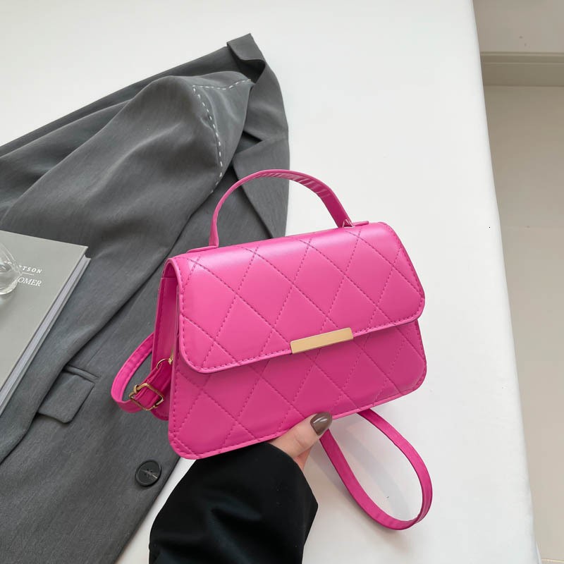 Lingge Embroidery Thread For Women Spring 2025 New Single Shoulder Luxury Bag Crossbody Bag Casual New Free Delivery Designer Bag Commuter Small Squar