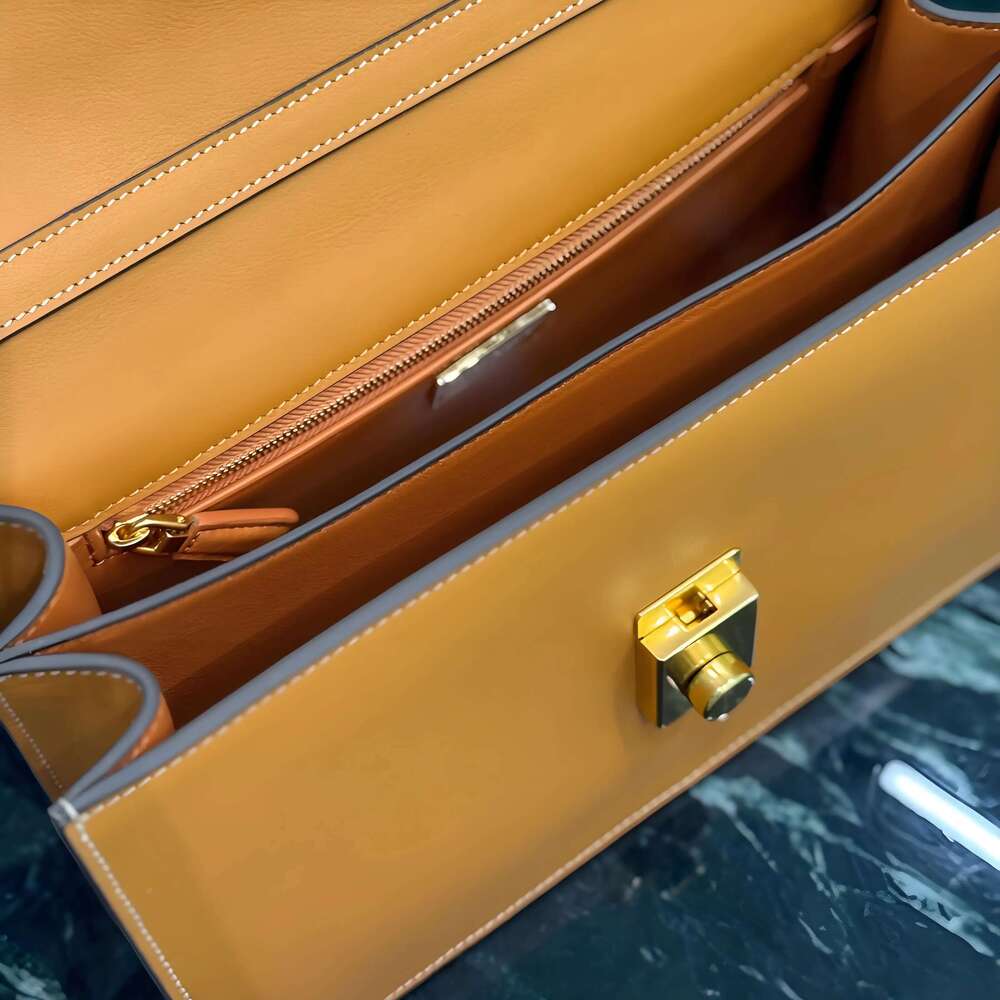 Women shoulder Crossbody Chain Brand Niche Lock Underarm Bag High-end Fashion Genuine Leather Handbag Square Bags