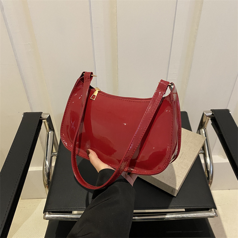 Free Delivery Designer Bag This Year's Popular And Fashionable Korean Version Shoulder For Women's 2025 Spring New Versatile Instagram Solid