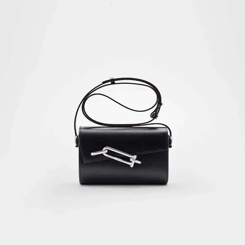 Retro Fashion Interlocking Series Lock Box High End Commuter Single Shoulder Diagonal Cross Underarm Bag