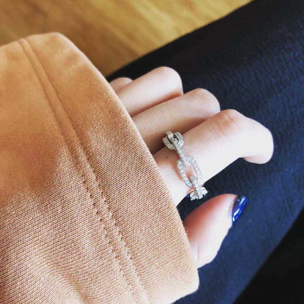 925 Sterling Silver Classic Link Chain She Simulated Diamond Stackable Ring for Women Crystal Zircon Engagement RingsXJ250514