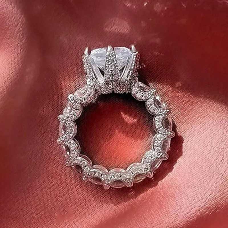 Luxury Vintage Retro 925 Sterling Silver Designer Engagement Ring for Women Party La Gift Finger Jewelry WholesaleXJ250514