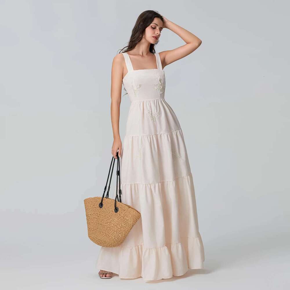 Women's Boho Tank Sleeveless Square Neck Embroidery Tiered Long Beach Dress for Vacation Elegant Party Vestidos