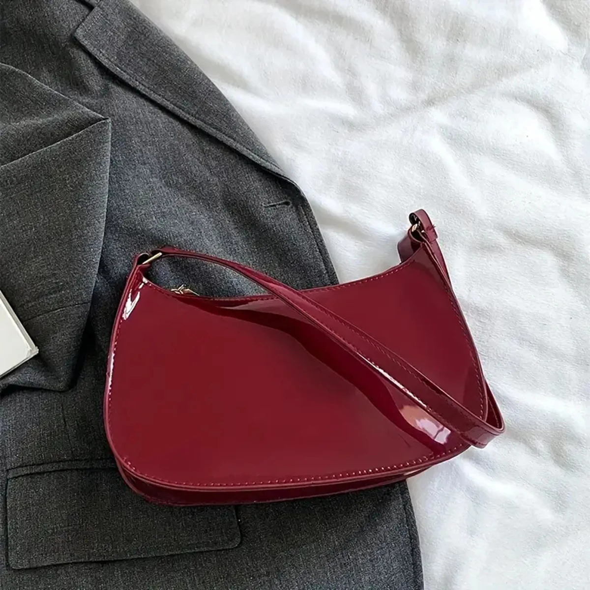 Red highend bag for women retro handheld underarm foreignstyle small patent leather young girls single shoulde 250514