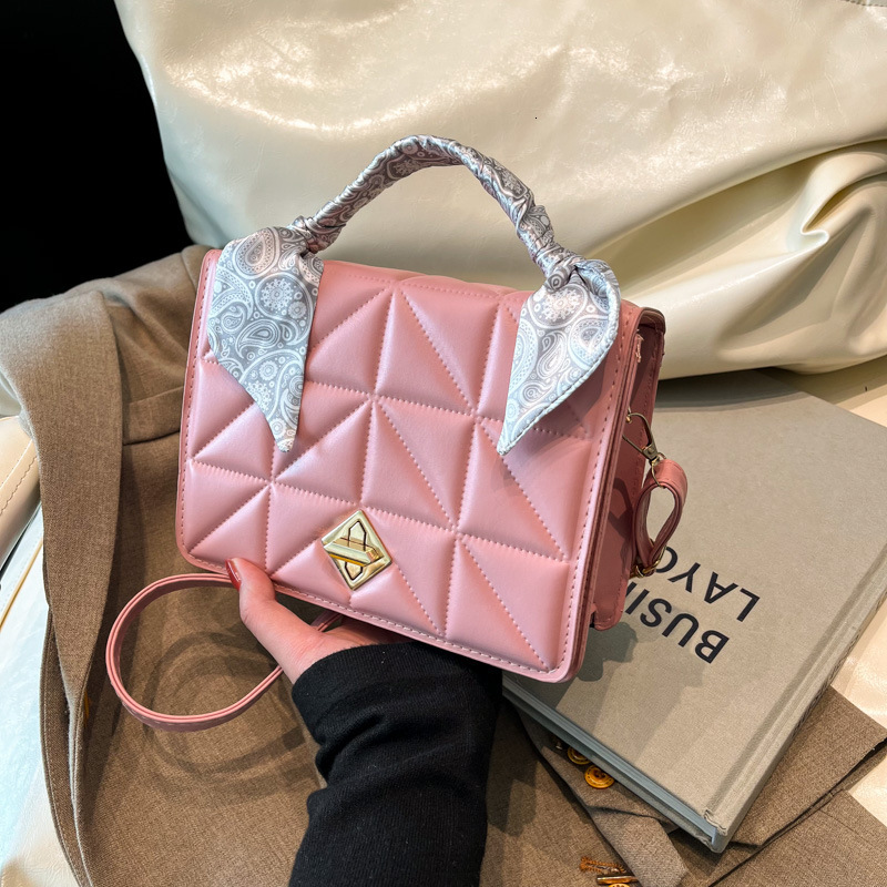 Simple New Free Delivery Designer Bag Texture Small Square For Women 2025 New Luxury Bag Style Trendy Spring And Summer Fashion Highend Chain Crossbod