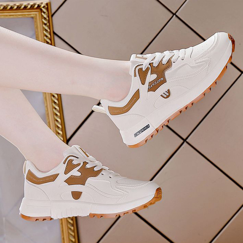 Large Size Sports New Spring Casual Shoes Korean Version Versatile Lightweight Running Leather Casual Dad Shoes For Women Ddmysaturn
