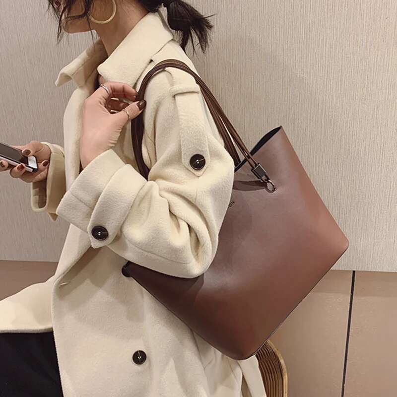 Solid Color Women's PU Leather Handbag And Purse Large Capacity Fashion Shoulder Female Designer Shopping Tote Bags