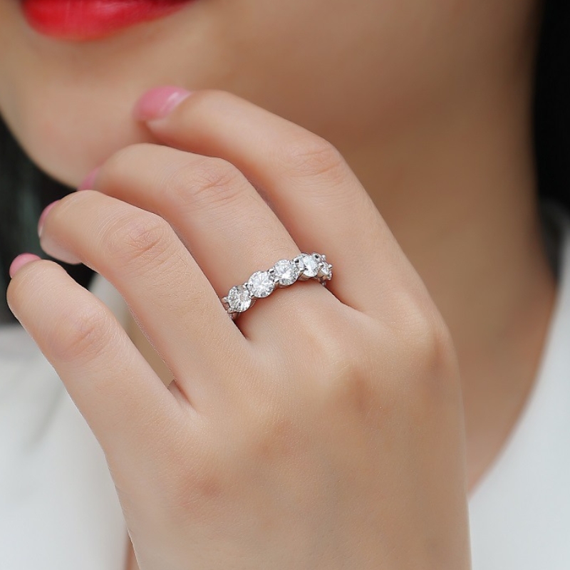 S925 sterling silver full circle 0.5CT colorful Moissanite fashionable artificial diamond band ring Fashionable individual best-selling style jewelry 