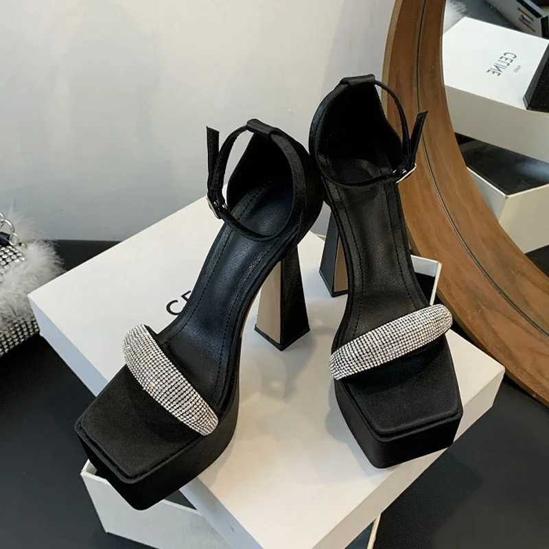 Equal Fashion CRYSTAL Buckle Strap Open Toe Women Sandals 2025 Summer Platform High Heels Nightclub Ladies Shoes W250514