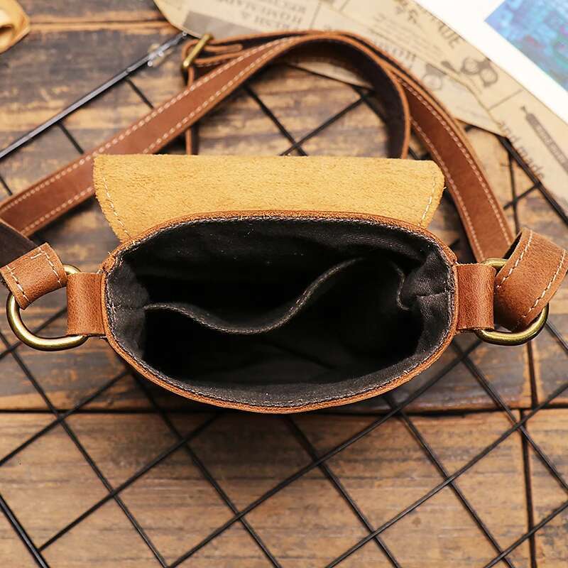 Retro Flip Black Small Shoulder For Men Genuine Leather Sling Crossbody Bags Minority Design Man Simple Mobile Phone Bag