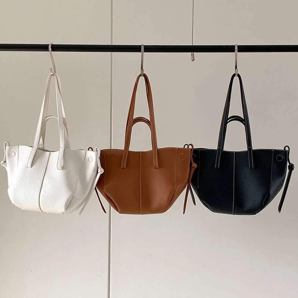Women Stylish Shoulder Large Capacity Fashion Tote Chic Armpit Solid Color Daily Grocery Trendy Commuting Bag
