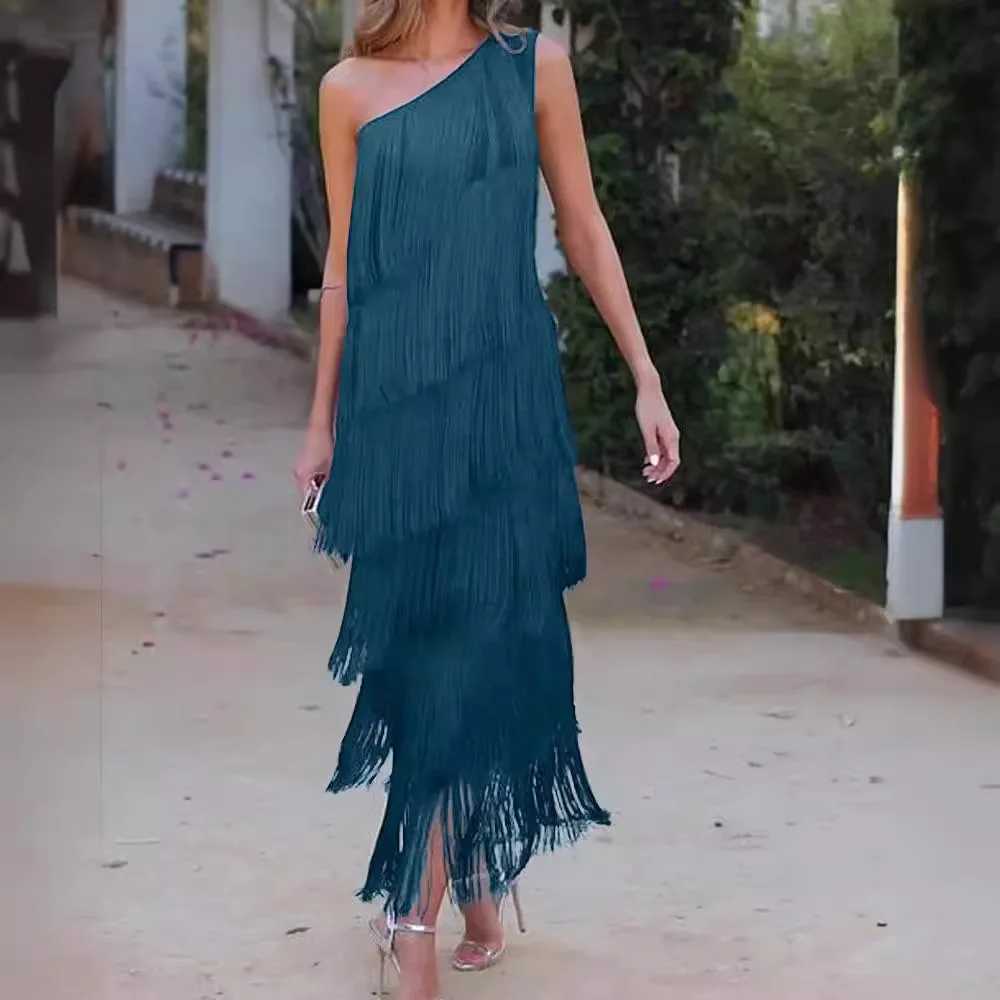 Diagonal Collar Dissymmetry Summer Dress Fashion Tassel Evening Dresses Sleeveless Long Dress for Woman Party DressesXJ250514