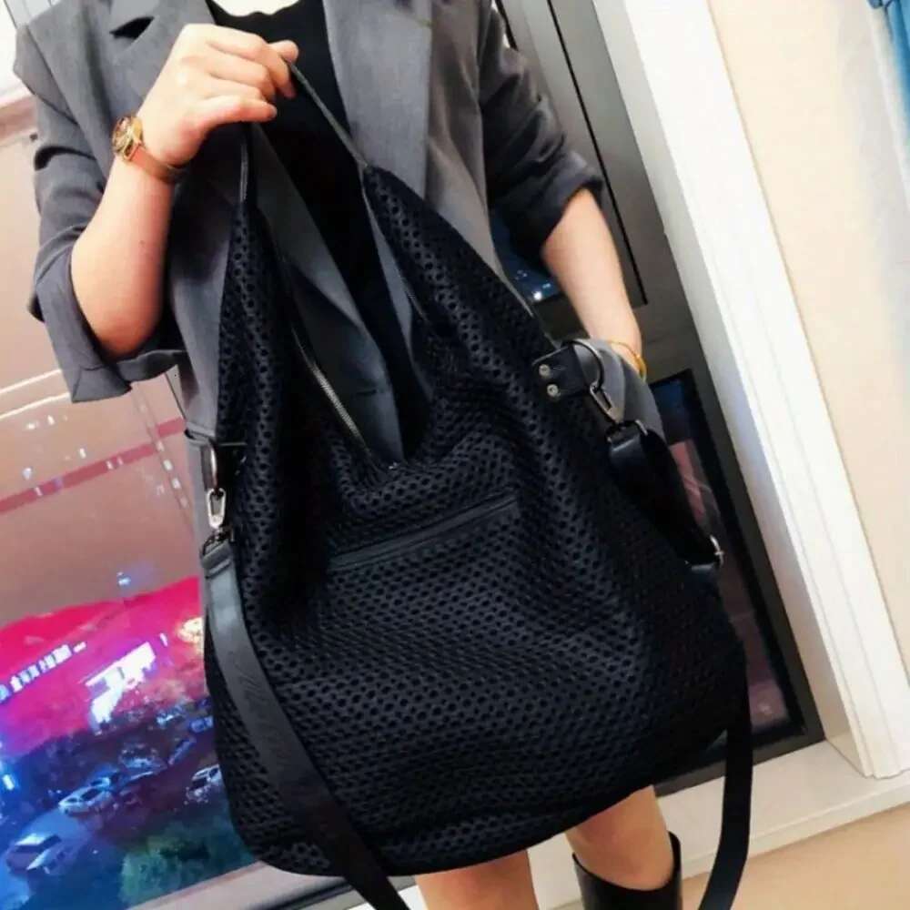 Women's fashionable retro mesh patchwork cowhide tote with large capacity single shoulder crossbody carrying bag