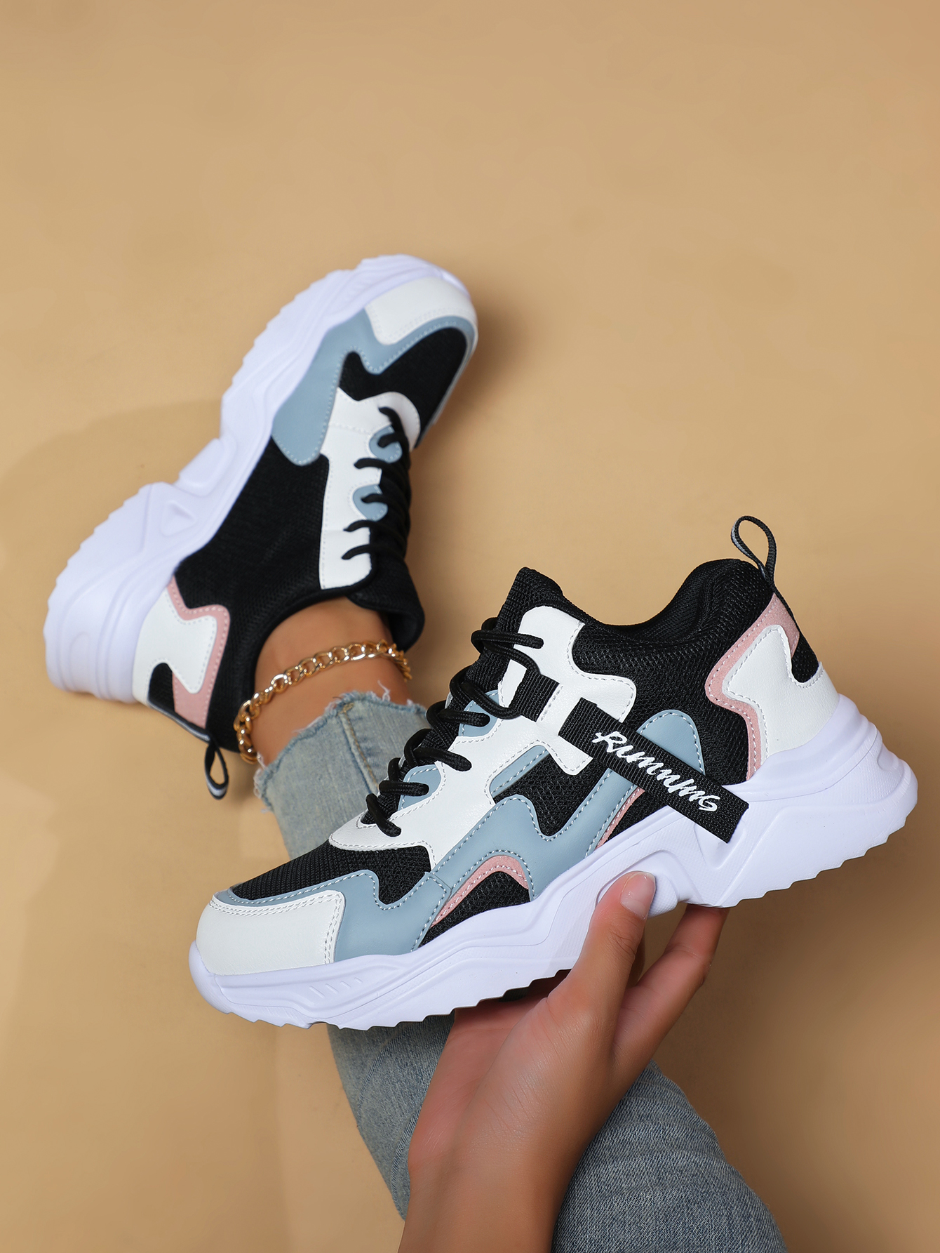 Free shipping designer men womens running shoes black white blue green outdoor sports casual shoe trainers sneakers 36-42