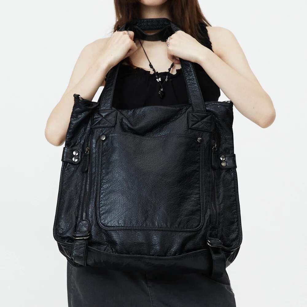 Women's Fashion Retro Soft Leather Multi-Pocket Underarm Large Capacity Commuter Shoulder Messenger Bag