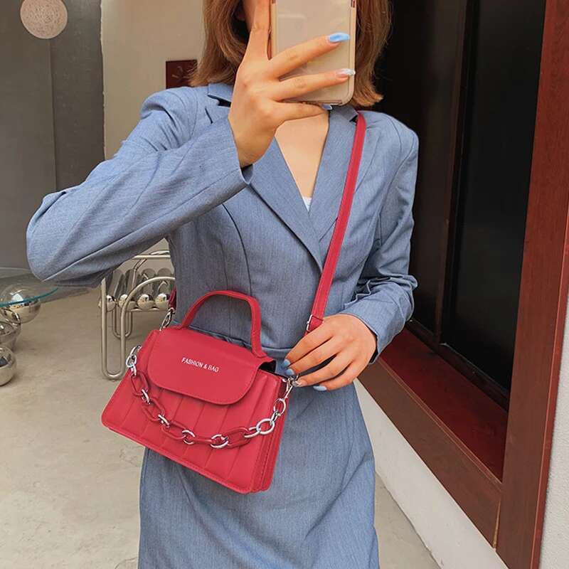 New bag chic daily handbag women's shopping shoulder bag designer pleated leather classic bag red handbag thick chain shoulder bag trendy diagona
