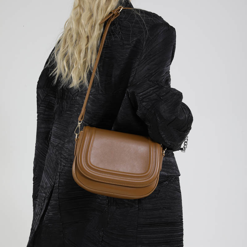 Bag for 2025 new trendy saddle niche texture, crossbody small bag, simple and versatile ins, single shoulder women