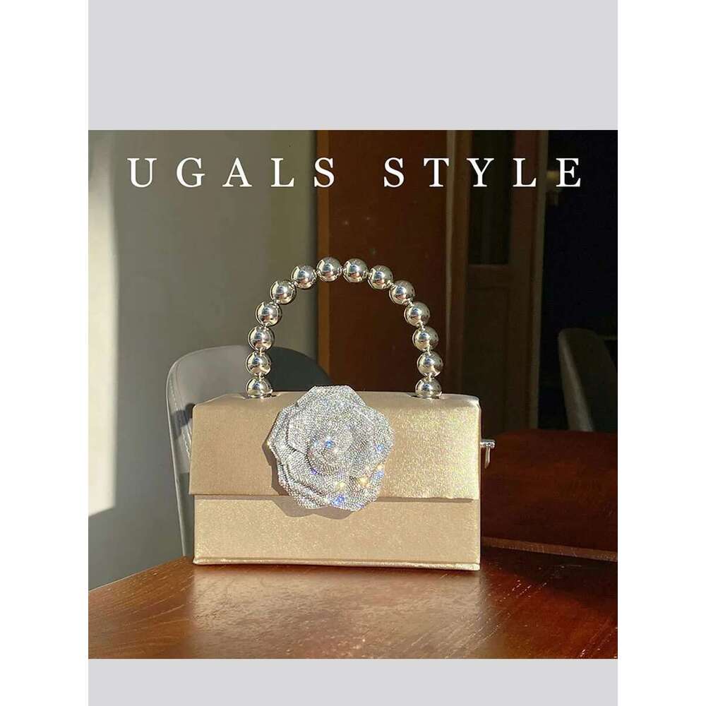 Rhinestone Rose Handbag For Women Designer Flower Boutique Bling Crystal Satin Clutch Purses Top Quality Wedding Party