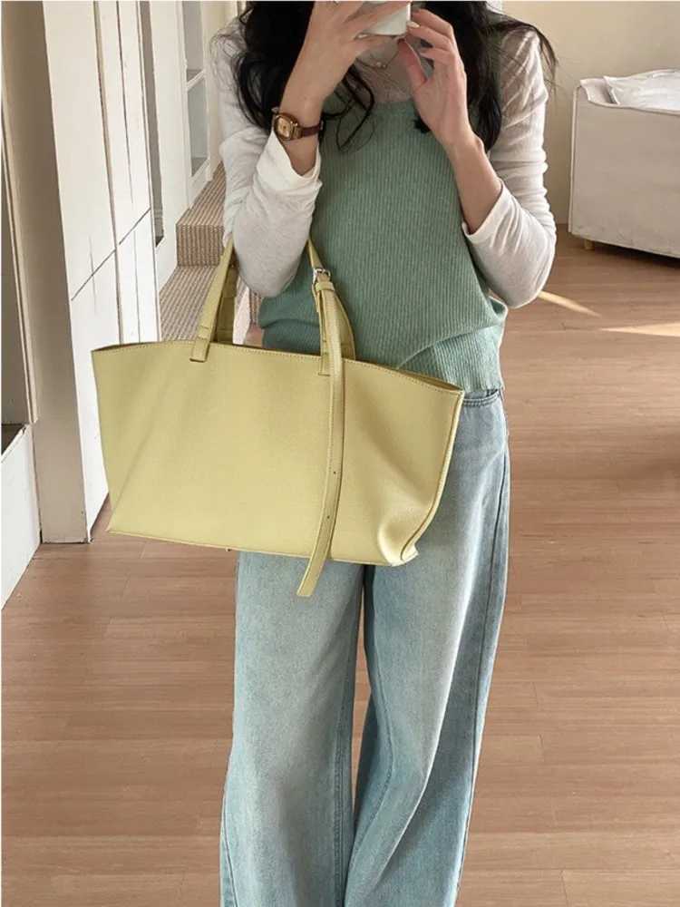 PU Leather Big Tote Bags Wen 2025 New Fi Korean Simple Large Capacity Shoder Bags Vintage Casual Solid Trend Handbags Z250514