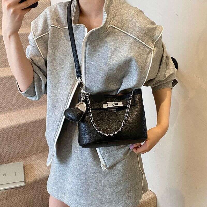 Women's 2025 Spring Summer Handbag New Fashionable Single Shoulder Crossbody Bag Versatile Chain Bucket