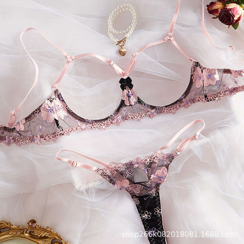 Sexy Lace Lingerie Ins New Lace Embroidered Underwear Set With Hollow Out Sexy French High Quality Spicy Girl Bra KQ