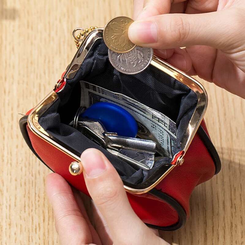 New Women Wallets Female Genuine Leather Purses Cute Mini Hasp Wallet Fashion Soft Small Cowhide Money Bag Coin Card Holders