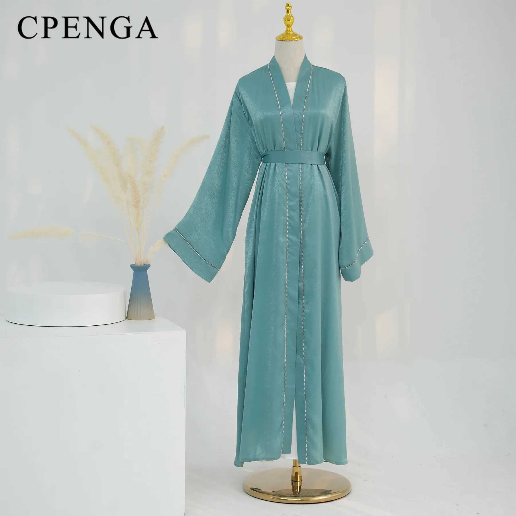2024 Muslim Modest Cardigan for Women Eid Arab Abaya Dubai Dress Islamic Daily Long Slve Clothing Turkey Solid Color Coat Robe X250514