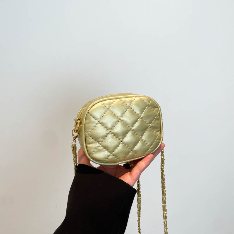 2025 New Fashionable Lingge Embroidered Single Cross Shoulder Women's Bag Luxury Bag Versatile For New Free Delivery Designer Bag Spring And Summ