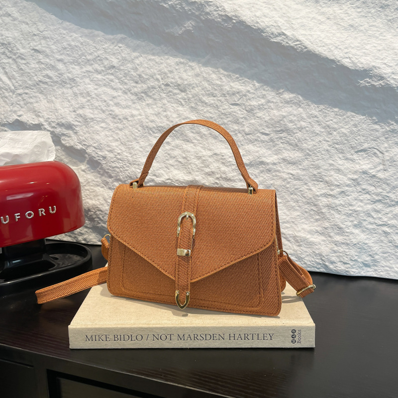 Fashionable Minimalist For Women 2025 New Trendy Summer Single Shoulder Women's Bag Personalized And Stylish Casual New Free Delivery Designer Ba