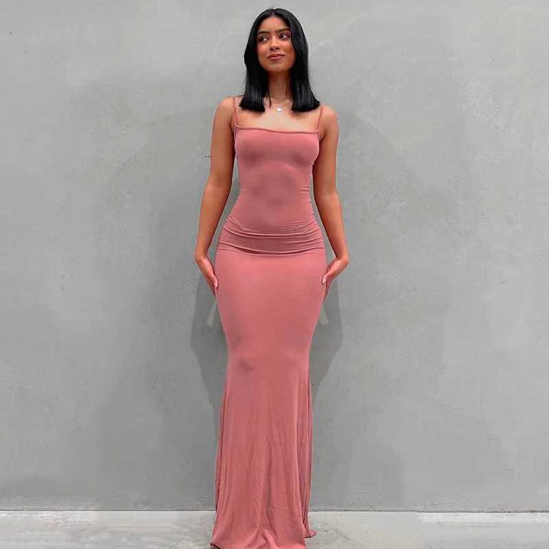 WUZIJING 2024 Satin Slip Sleeveless Backless Maxi Dress 2024 Y2K Summer Bodycon Elegant Sexy Outfits Ladies Birthday Party ClubXJ250514