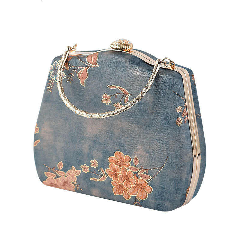 2025 New Style Bag Chinese Hanfu Retro Versatile High end Feeling Slanted Hanging Women's Designer Cheongsam Mouth Golden Small Round Bag Armband
