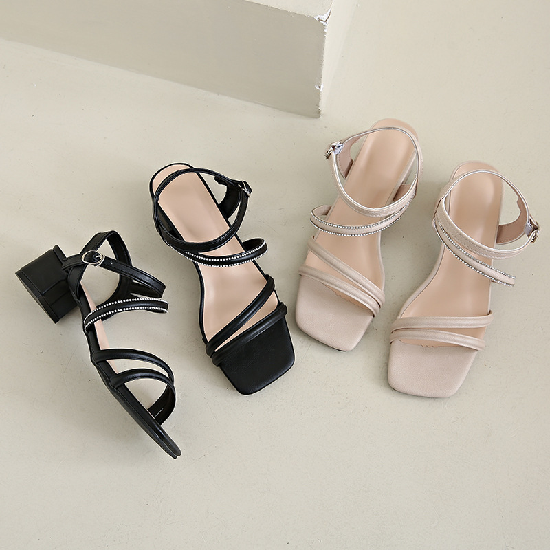 Designer sandals Coarse heeled sandals summer 2025 new style French mid heel, gentle and versatile, with a single buckle strap and oversized high heel