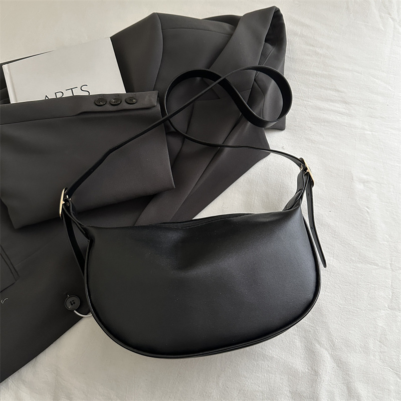 Solid Color For Women 2025 New Free Delivery Designer Bag New Model Internet Celebrity Simple Single Shoulder Underarm Soft PU Luxury Bag Crossbody Ba