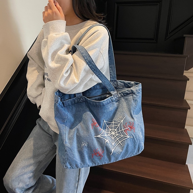 Summer New Large Capacity Fashionable Versatile Canvas Casual Commuter Travel Handbag Cross Shoulder Bag